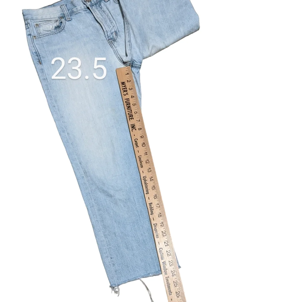 Madewell The perfect summer C2819 Light wash high rise mom cotton jean size 27